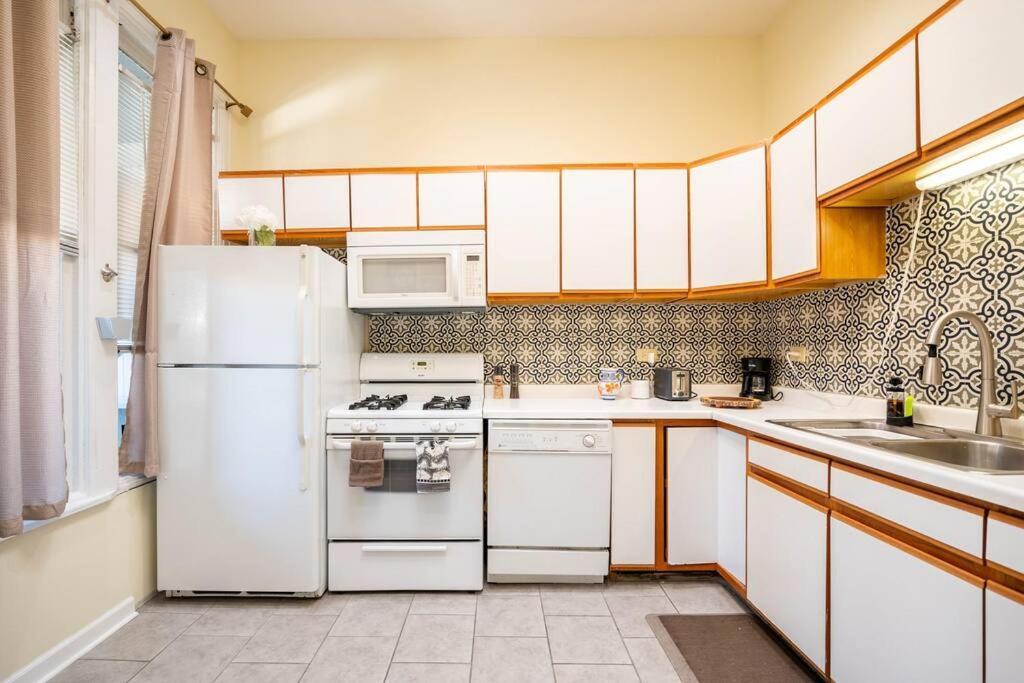 Lincoln Park 3 Bedroom Penthouse Chicago Exterior photo